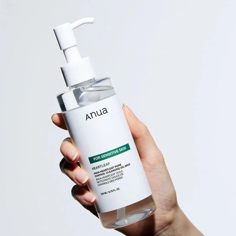 Anua Heartleaf Pore Control Cleansing Oil Mild